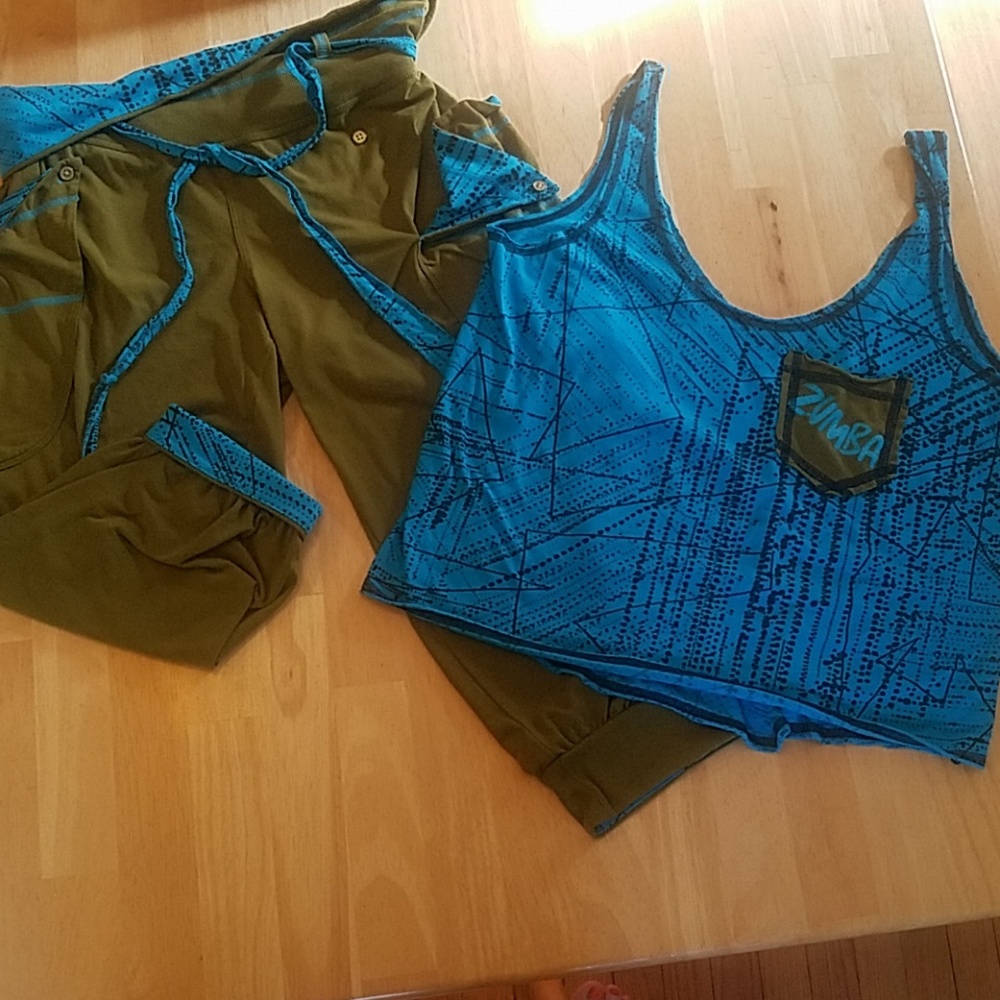 Zumba Fitness Blue Graphic Crop Tank with Olive Green Drawstring Pants
